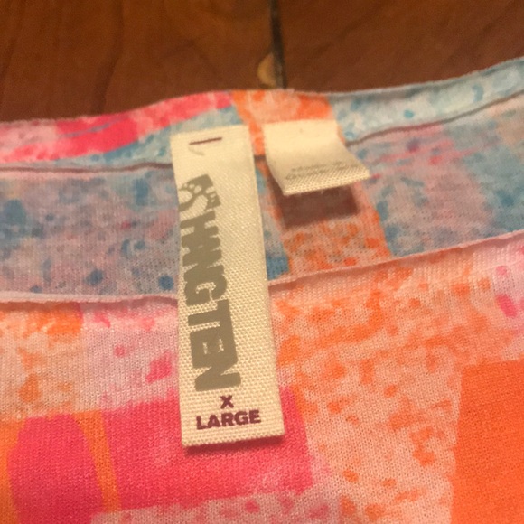 Woman’s /Junior Hangten “Falling in Love” T-Shirt - Picture 3 of 6